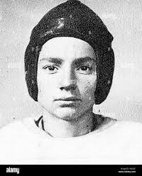 Mike Peoples's Instagram, Twitter & Facebook