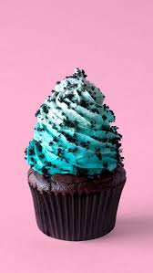 Oreo Fans Make Way For This Chocolate Peppermint Brownie Cupcake Filled With Yep You Gu Chocolate Peppermint Brownies Mint Chocolate Oreo Yummy Food Dessert