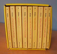 vintage boxed set complete set of laura ingalls wilder s little house on the prairie books pictures by garth williams vintage box garth williams little house