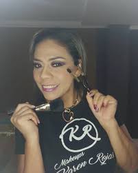 Saludos mi gente linda! 💕 ¡Feliz noche! ☪️ Tuvimos un fin de semana de  aprendizaje en el Diplomado Intensivo de Maquillaje. Ampliando  conocimiento, aprendiendo nuevas técnicas para prestarles cada día el mejor