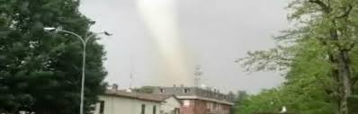 We did not find results for: Tromba D Aria Tra Modena E Bologna 12 Feriti E Case Scoperchiate Video Il Fatto Quotidiano