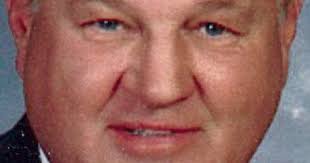 Leander 'Lee' Robert Huckins, 74