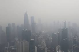 1 008 clips vidéo de stock de haze malaysia en 4k et hd pour des projets créatifs. Malay Mail On Twitter Stay Indoors Malaysians Hazy Skies Submerge Kl S Skyline As Api Reading Hits A High 169 As Of Today Ahmad Zamzahuri Firdaus Latiff Malaysia Haze Https T Co Zjarxj9vvh