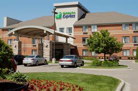 The holiday inn express t5 is located just a 10 minute drive from heathrow terminal 5 or 20 minutes on the shuttle. Park Stay Fly Save Money Qwik Park Dtw
