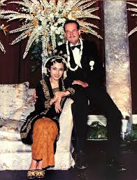 Cinta Laura Kiehl On Twitter Happy 27 Anniversary To My Lovely Parents