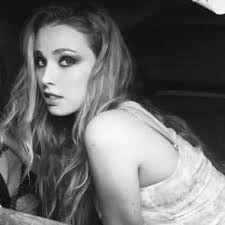 Marlene Black (@MarleneMcKinnxn)