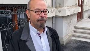 Două fețe ale aceleiași monede. CaÈ›i Bani A PlÄƒtit Primarul Piedone Pentru O È™ampanie Intr Un Club Din Mamaia MulÈ›i Nu Au Salariul Lunar Atat Buna Ziua Iasi Bzi Ro