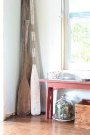 Really decorate for independence day by turning those mason jars into a rustic flag display. Decorative Oars Go Nautical