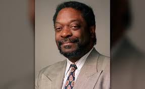 Pulitzer Prize-winning journalist Les Payne celebrated at Harlem funeral