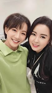 十五年不见的朋友，竟然在云顶重逢！那一刻，真的觉得缘分很神奇最重要的她一样气质漂亮❤️