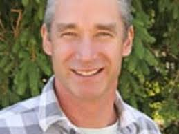 Rood And Riddle Veterinarian Killed In Car-Bicycle Crash