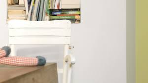 Ceo jse design jared epps dan founder house of hipsters kyla herbes mengungkapkan, kamu bisa memilih salah satu dari warna tersebut untuk. Hidupkan Warna Abu Abu Dengan Warna Hijau Yang Kontras Dulux