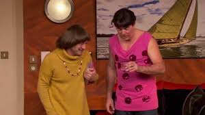 Les chevaliers du fiel la brigade des feuilles. Les Chevaliers Du Fiel Croisiere D Enfer 2eme Extrait Spectacle Youtube