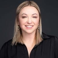 Lynne Dotson's Instagram, Twitter & Facebook