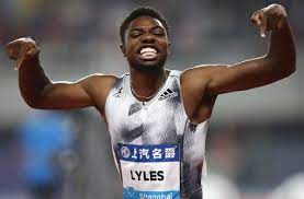 Lights all shining down on the track, he says. Sportsfreund Des Tages Noah Lyles Der Zukurzsprinter Sport Stuttgarter Nachrichten