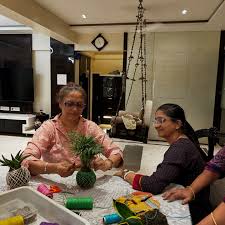 On women's day we hosted a fullhouse of amazing women in a kokedama and  terrarium workshop! One such beautiful woman @pritiurmish who is a teacher  that has dedicated her life to transforming
