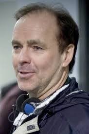 Damian Lee's Instagram, Twitter & Facebook