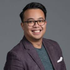 Oscar Roque's Instagram, Twitter & Facebook