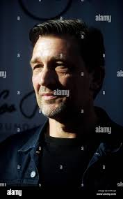 Tim wakefield hi-res stock photography and images