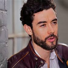 Jesse Aaron Dwyre (@JesseDwyre)