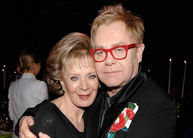 Lily Safra está confirmada em mais um jantar beneficente de Elton John -  Glamurama
