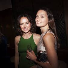 Daisy Ridley And Her Sister Kika Rose Ridley Daisy Ridley Daisy Star Wars