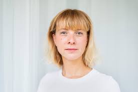 Maryanne Hendricks's Instagram, Twitter & Facebook