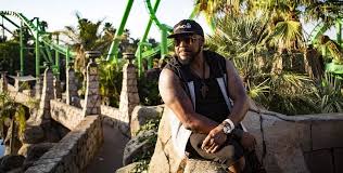 Non si tratta di un comune abito o di un normale capo di abbigliamento. Myjoburg By Les Da Chef