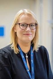 Aderonke Awe's Instagram, Twitter & Facebook