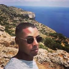 Michael Belle (@MikeBelle_)