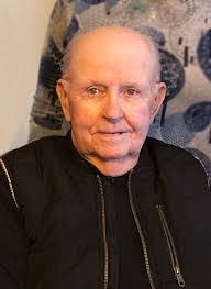 Mona Fulton's Instagram, Twitter & Facebook