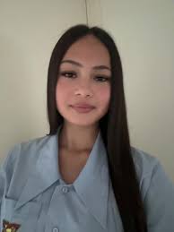 School Photos with Friends: A Personal Reflection