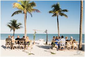 Check availability & view packages! Chelsea And Ryan S Postcard Inn Wedding In Islamorada Florida Keys Wedding Photographers Brooke Images Jacksonville Wedding Photographers St Augustine Wedding Photographers Amelia Island Wedding Photographers