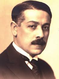 Din cuprins www.scoalaarte.ro