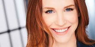 Who is Leslie Stratton dating? Leslie Stratton boyfriend, husband