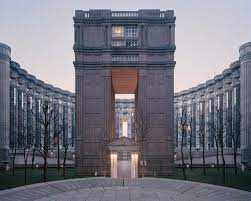 In tod dem schiedsrichter (1983), in brazil (1985) und in die tribute von panem mockingjay teil 2.7 A Utopian Dream Stood Still Ricardo Bofill S Postmodern Parisian Housing Estate Of Noisy Le Grand Archdaily