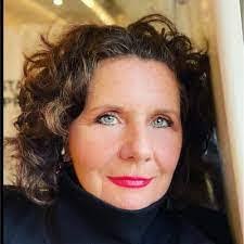 Yolanda Nix's Instagram, Twitter & Facebook