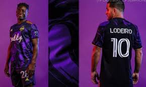 100% de calidad tailandia aaa. Bayern Munchen 2020 21 Adidas Champions League Kit Football Fashion