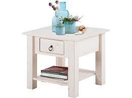 Günstige couchtische für ihr wohnzimmer online bestellen. Kleiner Couchtisch Ilona Aus Kiefer Massiv In Weiss Lasiert Loft24 De