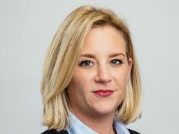 On the Move: Julia Pizzuto