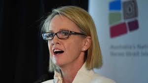 Minister agrees to drop personal private health cover amid debate