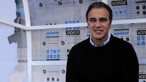 «claudio bravo fue clave en la formación de griezmann». Uruguayo Martin Lasarte Se Convirtio En El Nuevo Entrenador De La Roja Meganoticias