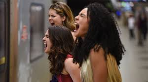 Notre collection de jeux gratuits en ligne dans ce jeu de peinture en ligne, tu peux donner une combinaison violette à un astronaute, colorier les taches d'une vache en vert et bien plus encore ! Mira The Bold Type Temporada 1 Episodio 1 En Streaming Betaseries Com