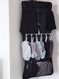 新入りが増えても大丈夫 無印やニトリでつくる 靴下 収納アイデア おすすめアイテムも キナリノ 靴下 収納 レディーストップス 服