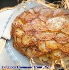 Bring the potatoes up to a boil and blanch for 2 minutes. Potatoes Lyonnaise Jw8