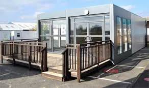 Indoor Outdoor Prefabricated Modular Office Space One Of The Key Advantages Of A Modular Office Building Is T Modular Building Office Building Modular Office