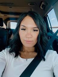 How do identical twins handle disagreements