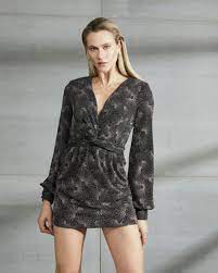 53,391 likes · 91 talking about this. Vestido De Festa Curto Skazi Bia
