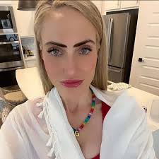 Poppy and Lily had a little Target run yesterday. They really enjoyed  wearing their soft Juicy jackets, sipping their Stanleys, carrying their LV  bags and saying hi to all the shoppers and