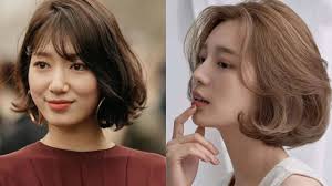 Những kiểu tóc xoăn ngắn là xu hướng hot nhất 2021 giúp nâng tầm nhan sắc  cho chị em U40